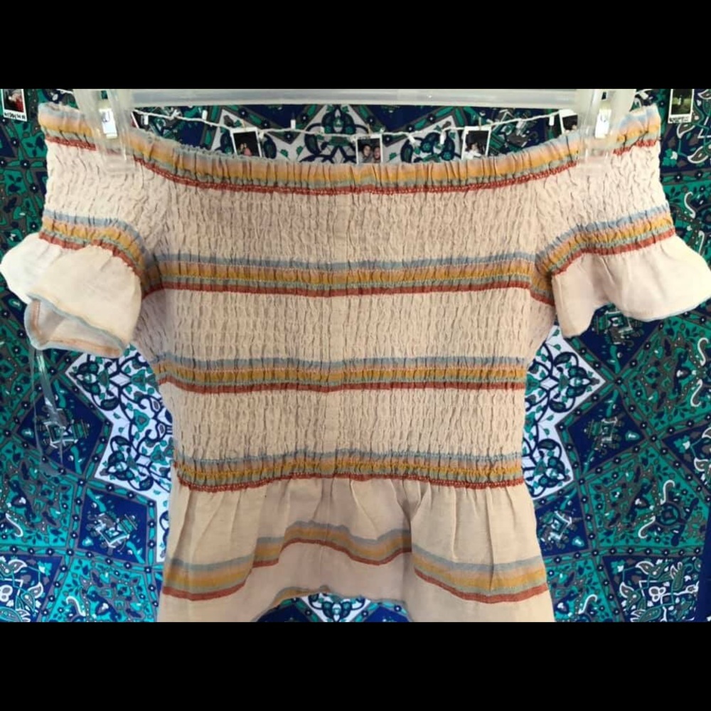 NEW WITH TAGS Shirt from American Eagle